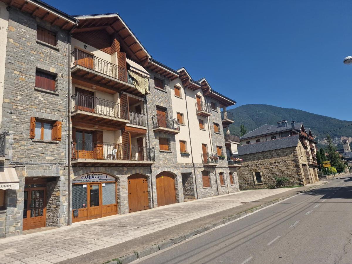 Apartmán Valdi-Biescas Exteriér fotografie